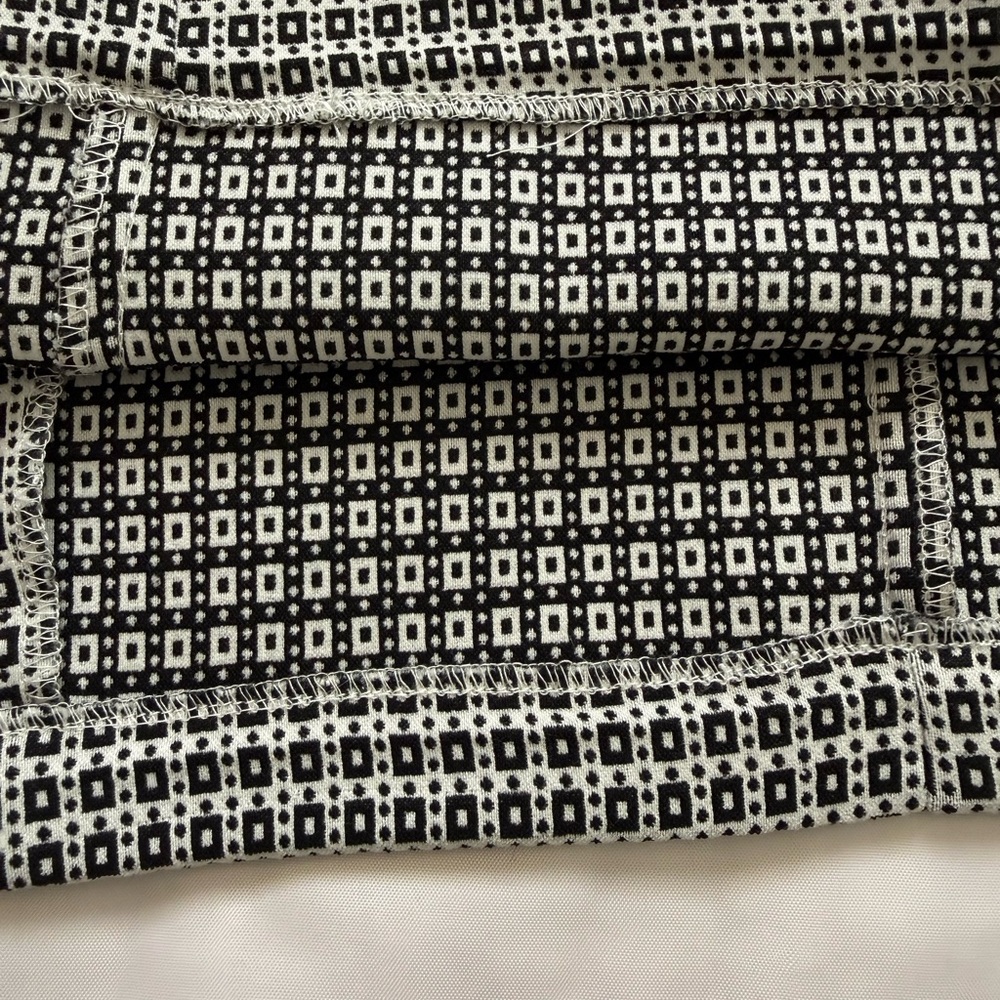 Calvin Klein Black and White Patterned Midi Sheath Dress 10 - Picture 11 of 11